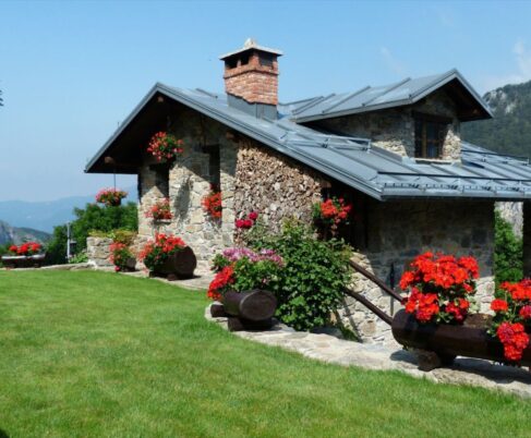 Dubai SRO_Propert Rental in Slovakia